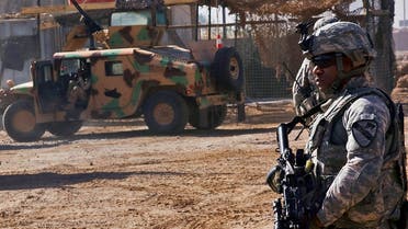 جندي في معسكر التاجي العراق
