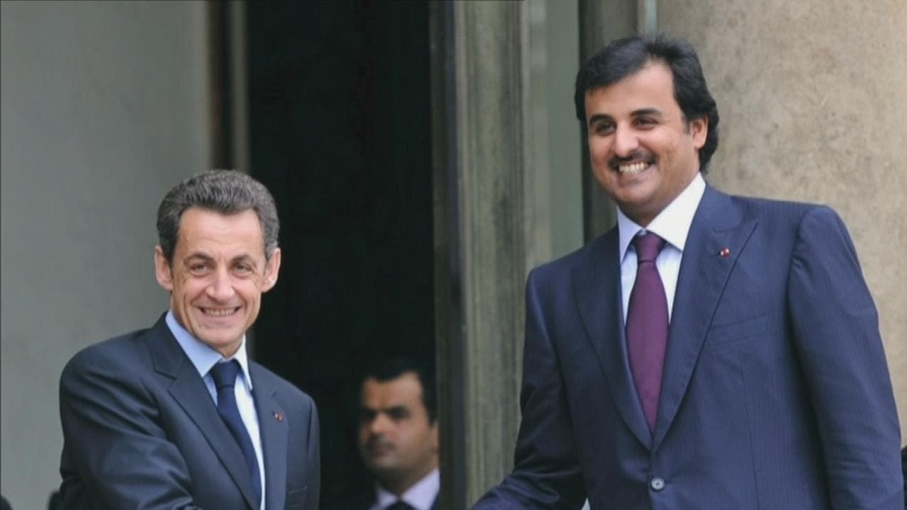 أمير قطر مع رئيس فرنسا السابق