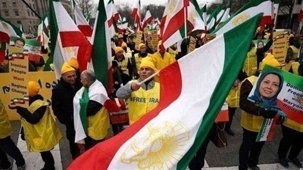 حركة مجاهدي خلق تطالب إدارة ترمب بتغيير النظام الإيراني