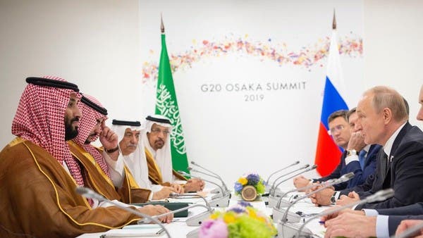 اتفاق سعودي روسي على تمديد خفض إنتاج النفط