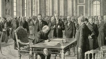 لوحة تجسد توقيع المبعوث البريطاني على معاهدة فرساي