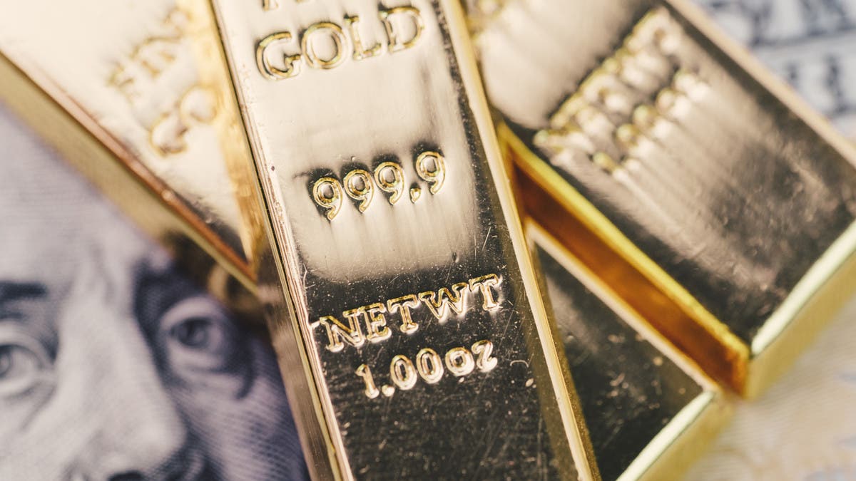 الذهب يتجاوز 1550 دولارا للمرة الأولى منذ عام 2013