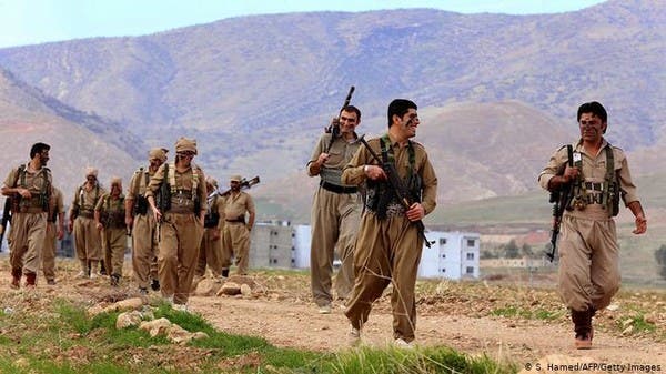 إيران تتفاوض مع أكرادها بالنرويج.. وتقصفهم في العراق