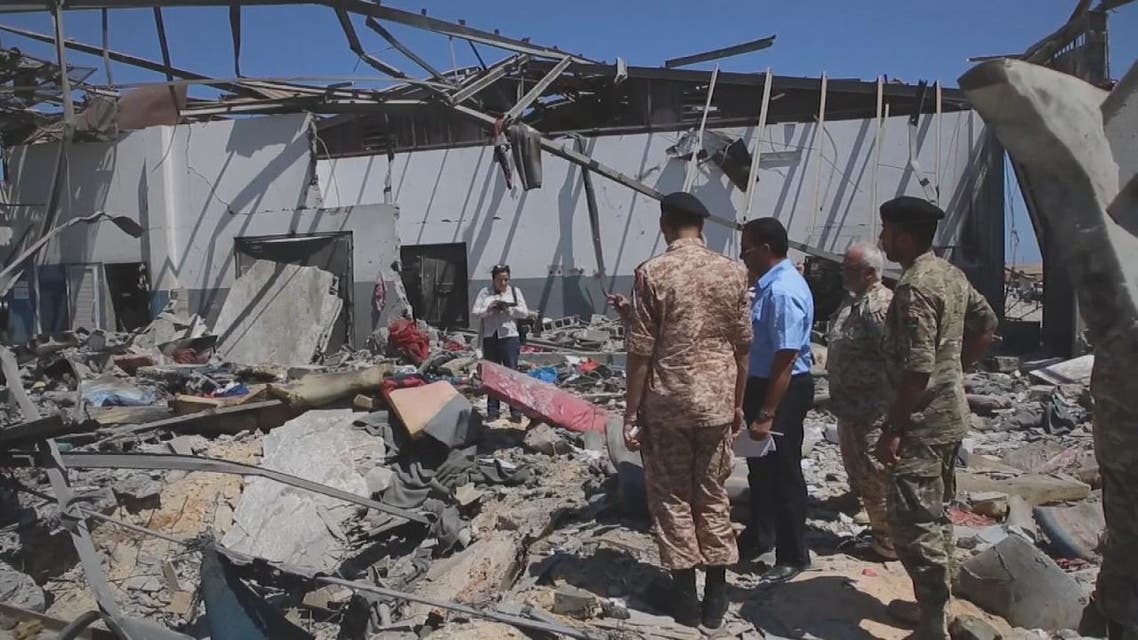 حادثة مركز للمهاجرين في ليبيا.. خلافات دولية وارتفاع في أعداد الضحايا