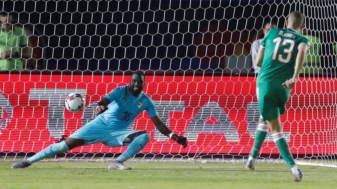 Algeria’s Islam Slimani scores a penalty during the shootout against Ivory Coast  in the Africa Cup of Nations 2019 Quarter Final, at the Suez Stadium, Suez, Egypt, on July 11, 2019. (Reuters)