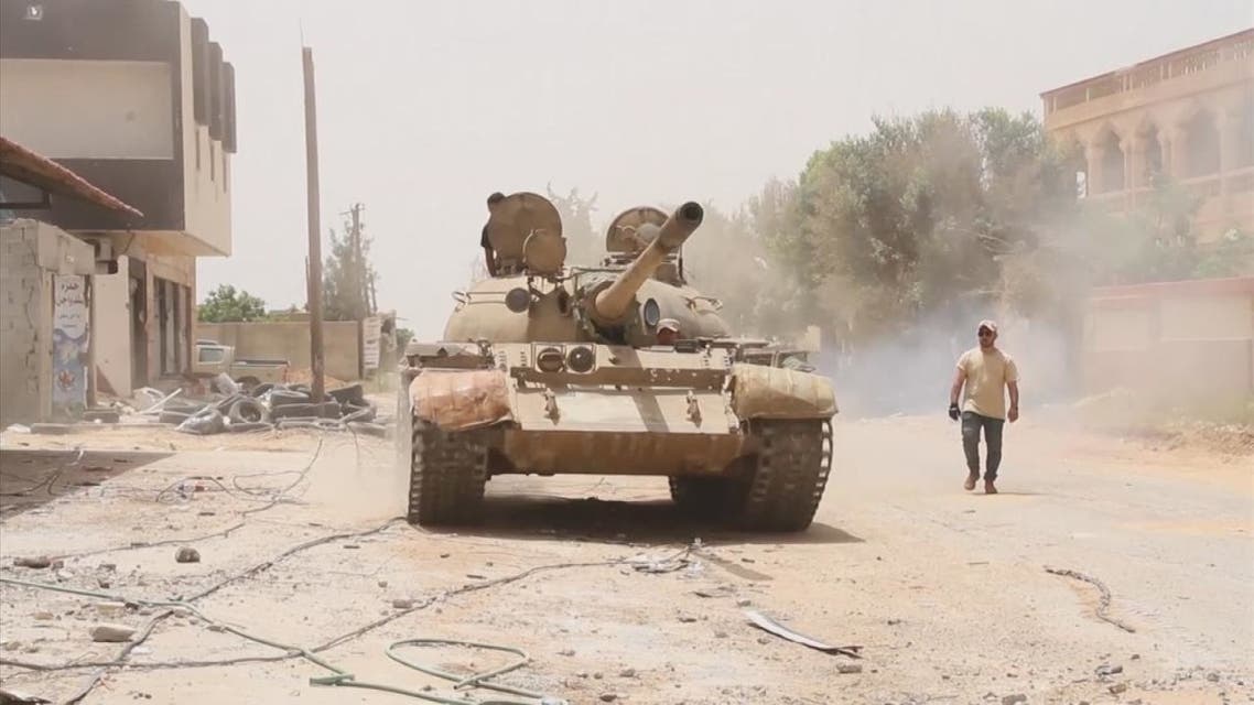 الدول الكبرى تدعو إلى وقف القتال في ليبيا وتحذر من سفك الدماء الذي يفاقم الوضع