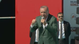 شبان أتراك يتوعدون أردوغان: "لن تبقى في السلطة"