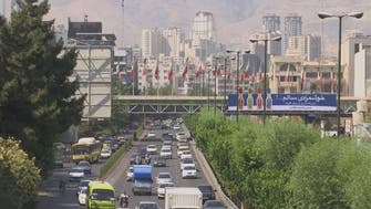 تقرير دولي يتوقع انكماش الاقتصاد الإيراني 7.2%