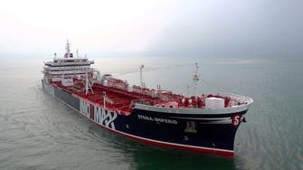 ایران نے آبنائے ہرمز میں برطانیہ کا تیل بردار جہاز تحویل میں لے لیا