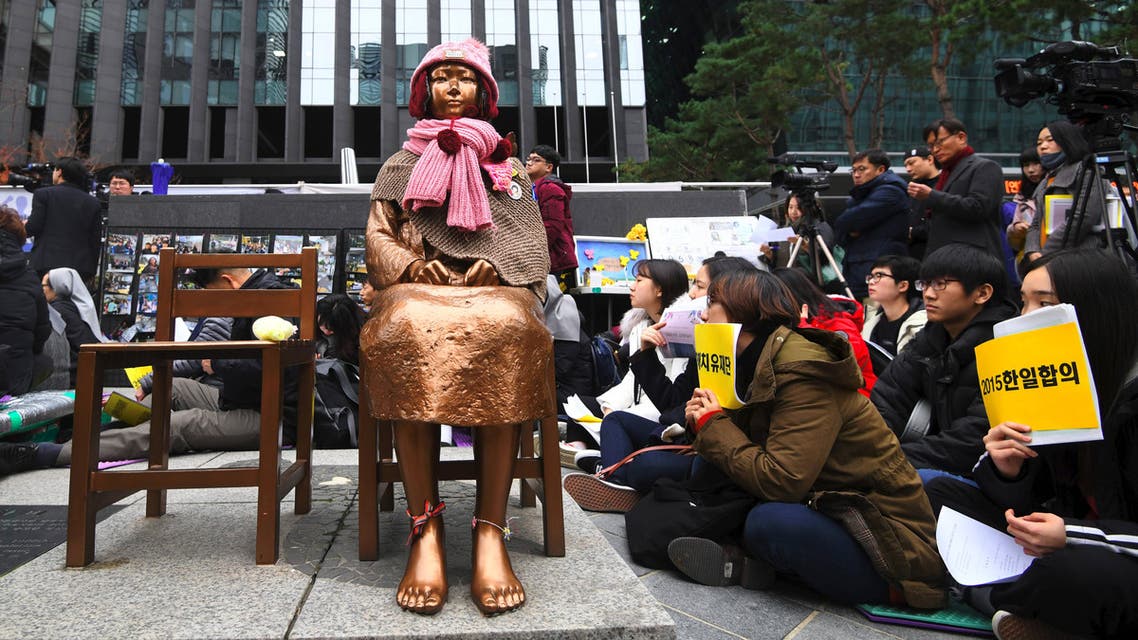 Japan Halts Exhibit Of S Koreas ‘comfort Women Statue Al Arabiya English 3597