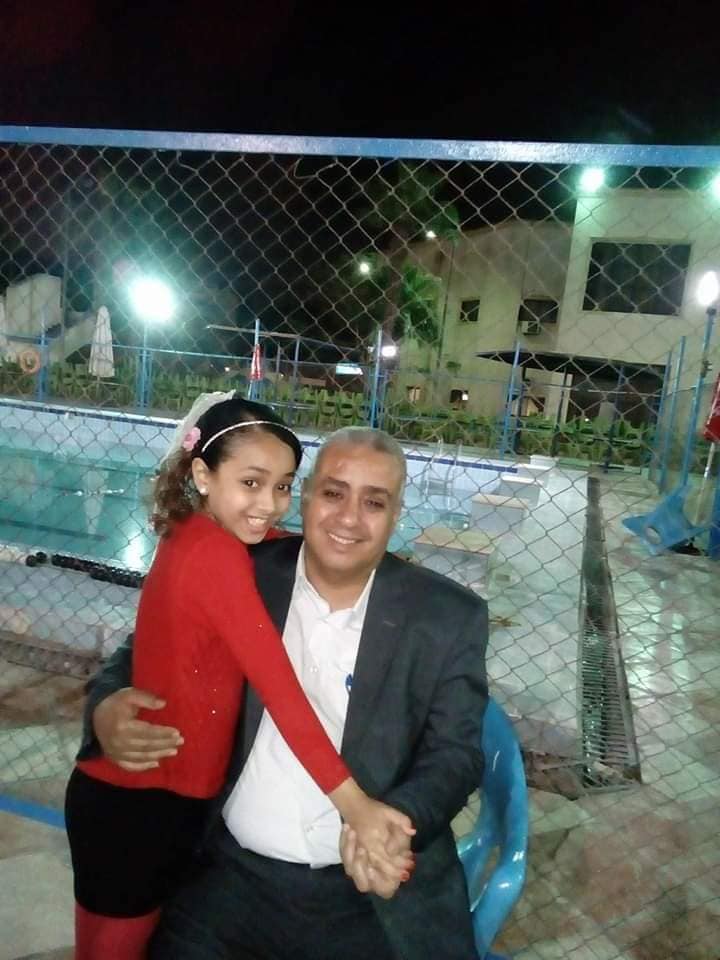 محمد فرج وابنته هناء