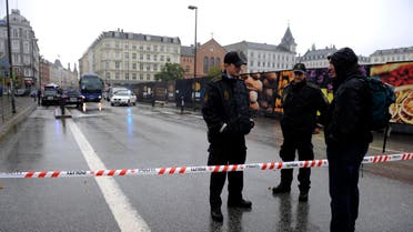 Police guard a cordon in central Copenhagen, Friday, Sept. 10, 2010, after it was suspected that the man tried to detonate a small bomb in Hotel Joergensen in central Copenhagen. (AP)