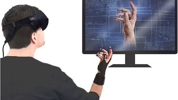 ثورة مرتقبة بالجراحات عن بعد.. قفازات للخيال المرئي
