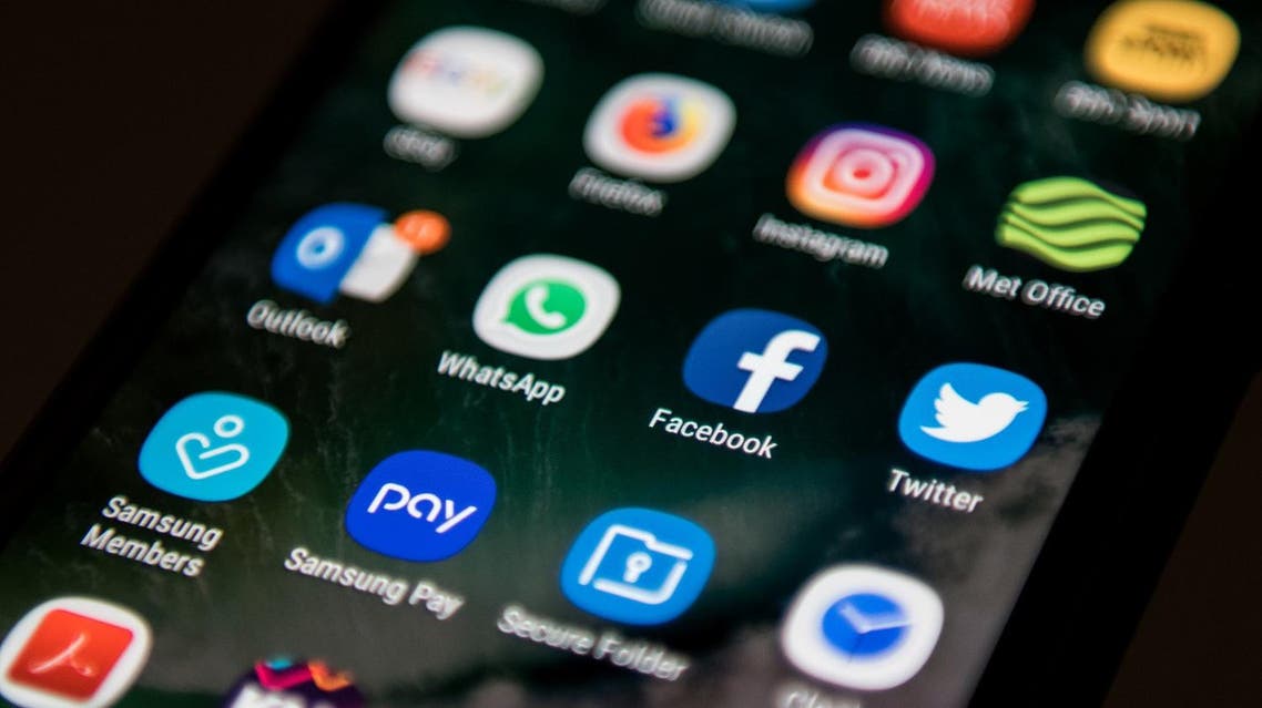 Phone apps (AFP)