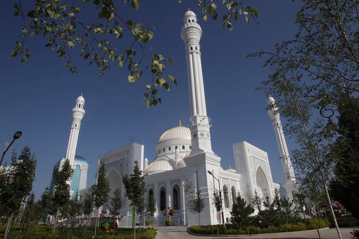 Russia S Chechnya Inaugurates What It Says Is Europe S Largest Mosque Al Arabiya English