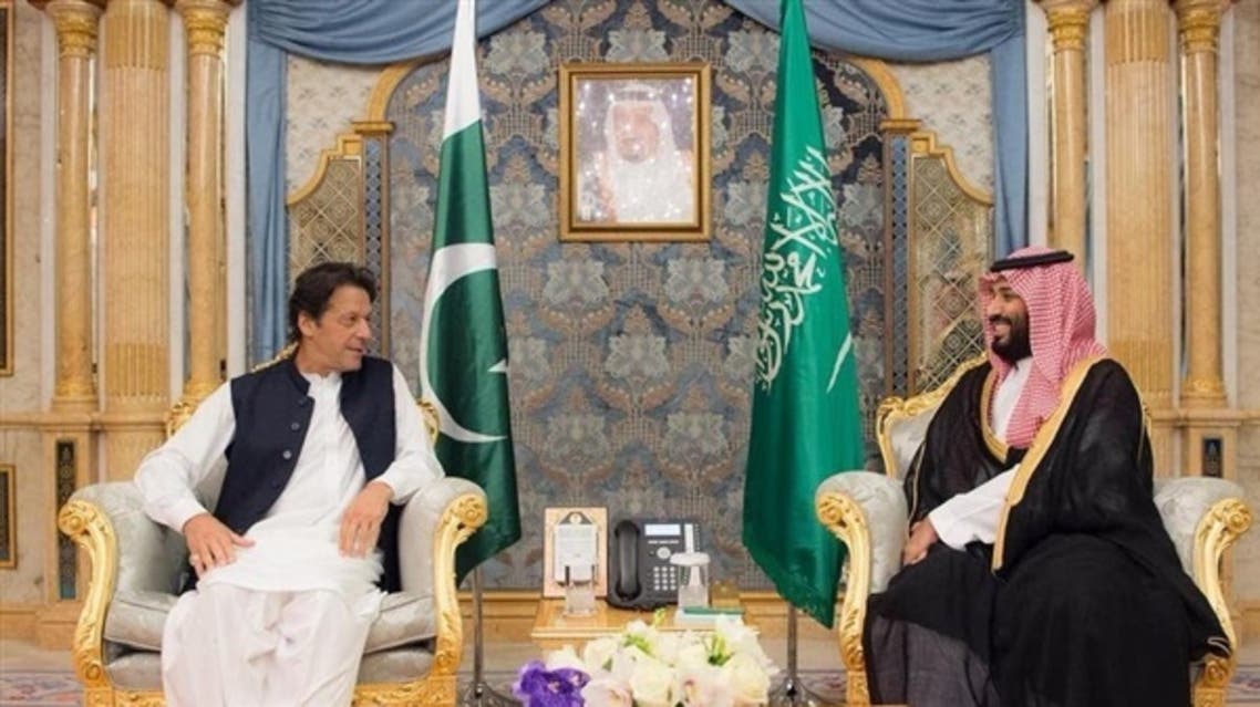 ولي العهد السعودي الأمير محمد بن سلمان بن عبدالعزيز في لقاء سابق مع رئيس الوزراء الباكستاني عمران خان