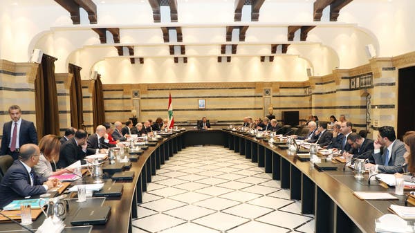 وزير لبناني مستقيل: الحكومة لا تحظى بثقة المستثمرين الدوليين