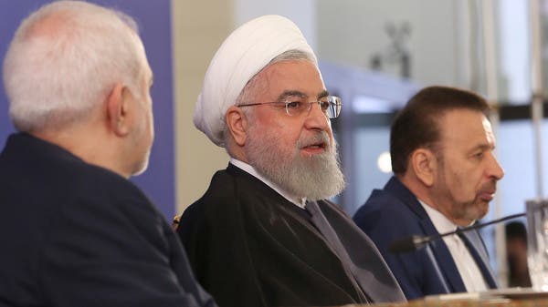 روحاني يحث أميركا على تخفيف الضغط.. ويلوح بتقليص جديد