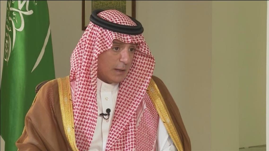 فيما يتعلق باليمن، قال الجبير في المقابلة مع العربية إن المملكة تستهدف المواقع العسكرية التي تستخدمها ميليشيات الحوثي، ولا تستهدف أماكن مدنية مثلما تفعله الميليشيا...