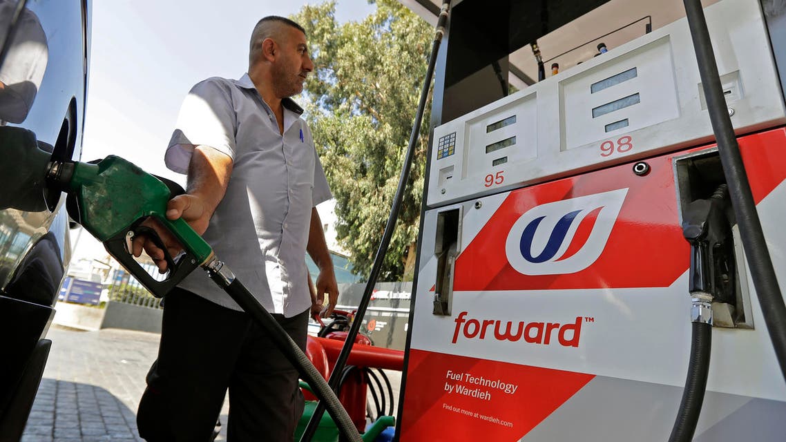 Syndicate of Gas Station Owners Lebanon suspend petrol oil strike us dollar - AFP