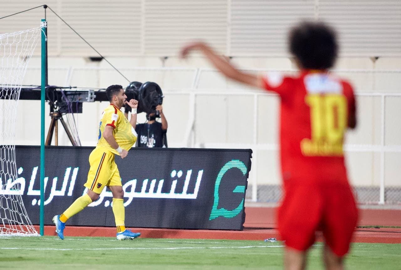 فرحة الحزم بالهدف الثاني في مرمى ضمك