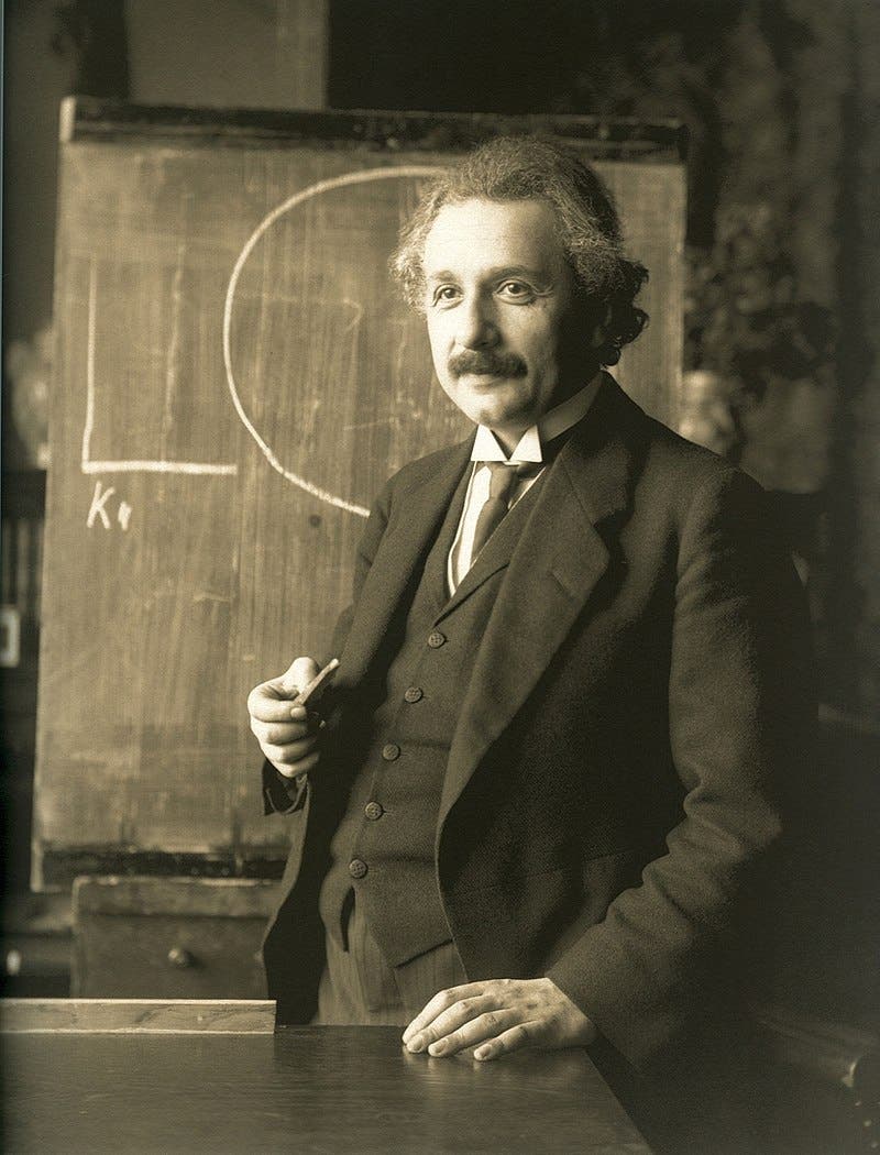 أينشتاين عام 1921