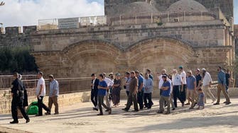 بیت المقدس : درجنوں یہودی آباد کاروں کا مسجد اقصیٰ پر دھاوا