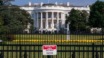 Man with knife held outside White House after threat 