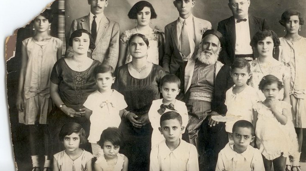 Rabbi Malka and his family (via Tales of Jewish Sudan)