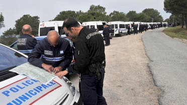 Hundreds of policemen gather in Roquebrune-sur-Argens on April 29, 2011 to participate in massive search for Xavier Dupont de Ligonnes after French authorities issued an international search alert on April 23 for murder suspect Xavier Dupont de Ligonnes. (AFP)