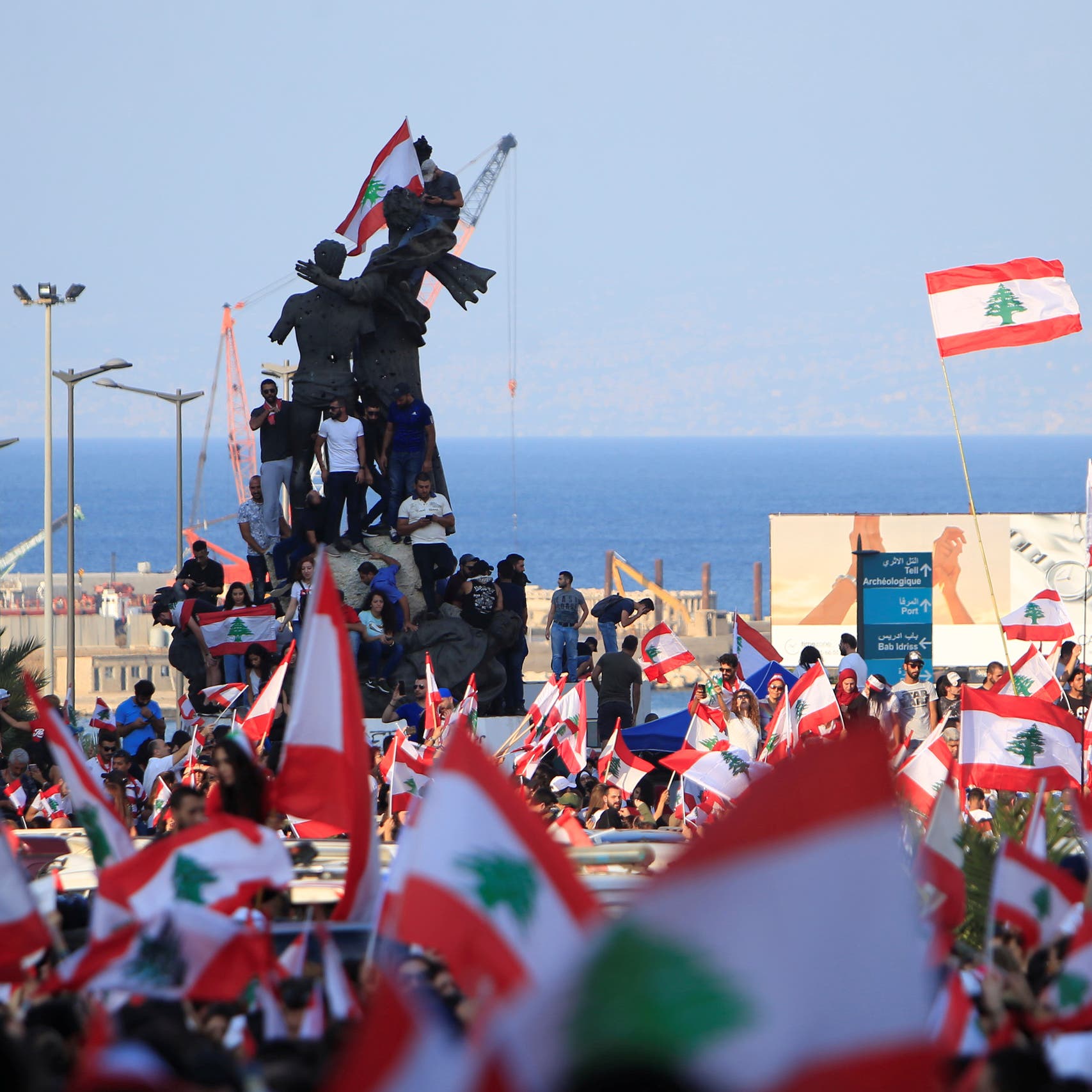 حكومة لبنان توافق على ورقة الحريري الإصلاحية وموازنة 2020
