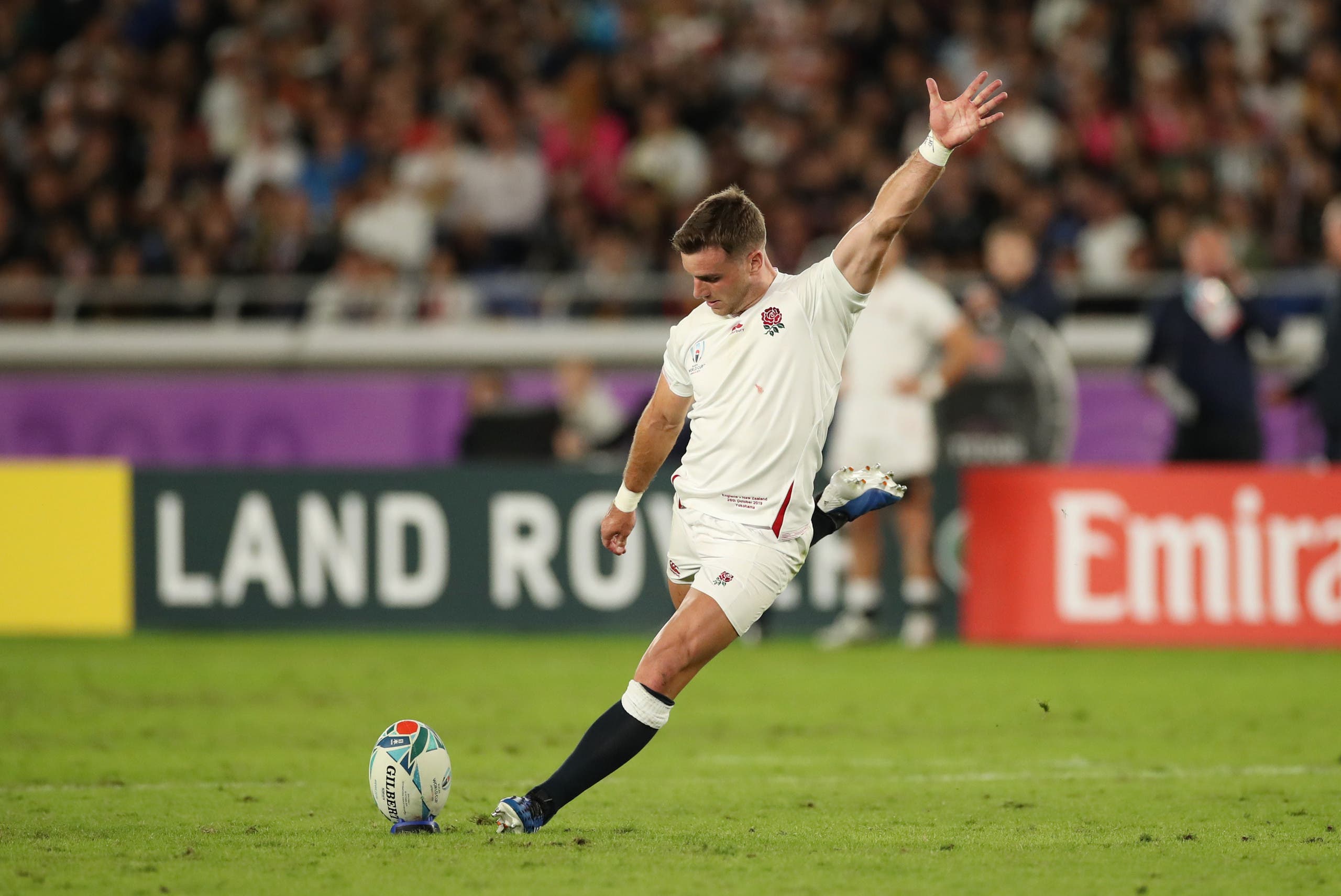 England George Ford kick against New Zealand in Rugby World Cup 2019 - Reuters