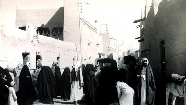 بالصور.. ألماني يكشف عن ذكرياته في بريدة عام 1964