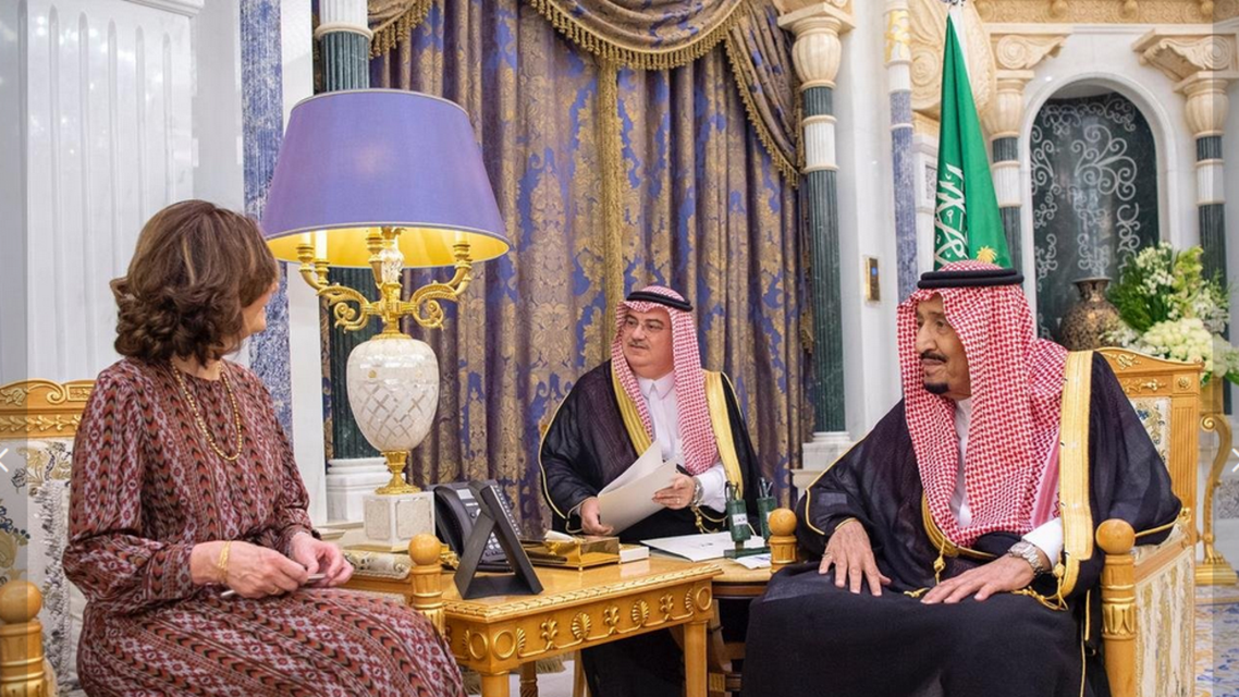 Saudi Arabia’s King Salman received the director of the US Central Intelligence Agency in Riyadh. (SPA)