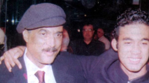 هيثم أحمد زكي.. عاش ورحل وحيداً كأبيه