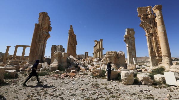 آثار سوريا المنهوبة للواجهة.. وفصائل تركيا تتدرب بمعبد