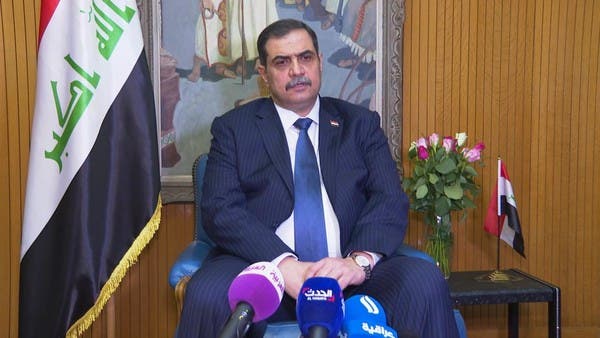وزير الدفاع العراقي: طرف ثالث يقتل المتظاهرين