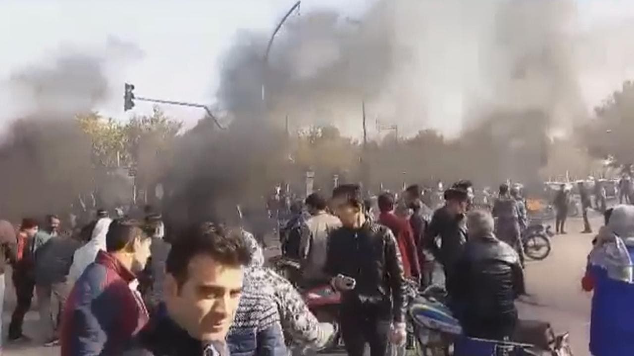 من احتجاجات إيران خلال شهر نوفمبر الماضي
