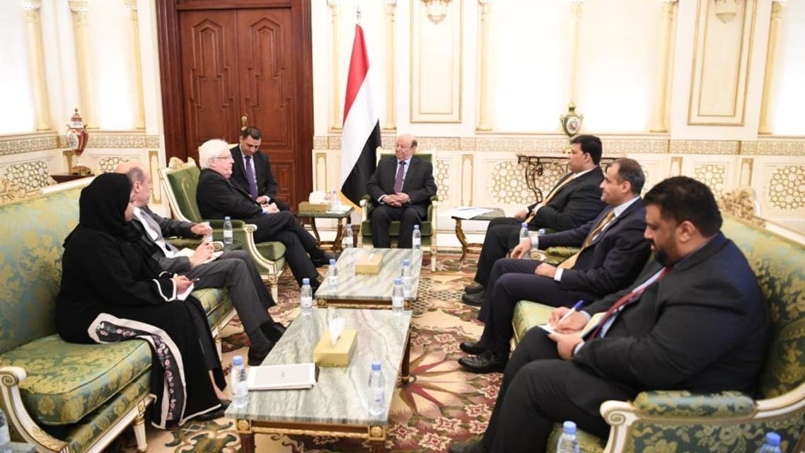 الرئيس اليمني خلال لقائه المبعوث الأممي