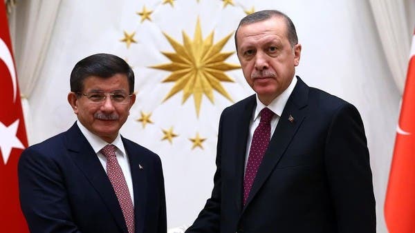 في قرار صادم.. أردوغان يعاقب داود أوغلو ويغلق جامعته