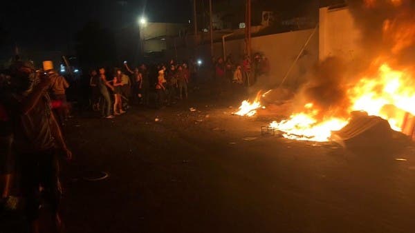 نيويورك تايمز: الغضب العراقي يحرق قنصلية إيران بالنجف