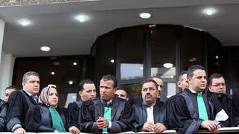 قضاة الجزائر يهددون بالعودة للإضراب.. "بحركة قاسية"