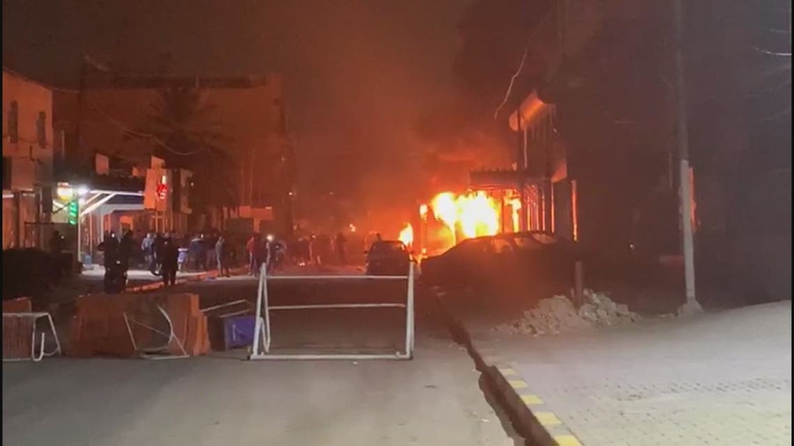 احتراق القنصلية الإيرانية بالكامل في النجف