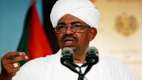 وثائقي "العربية" يكشف.. البشير استبدل 600 ألف موظف بعناصر إخوانية