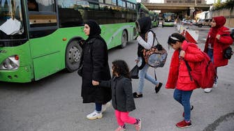 Hundreds of Syrian refugees in Lebanon return home