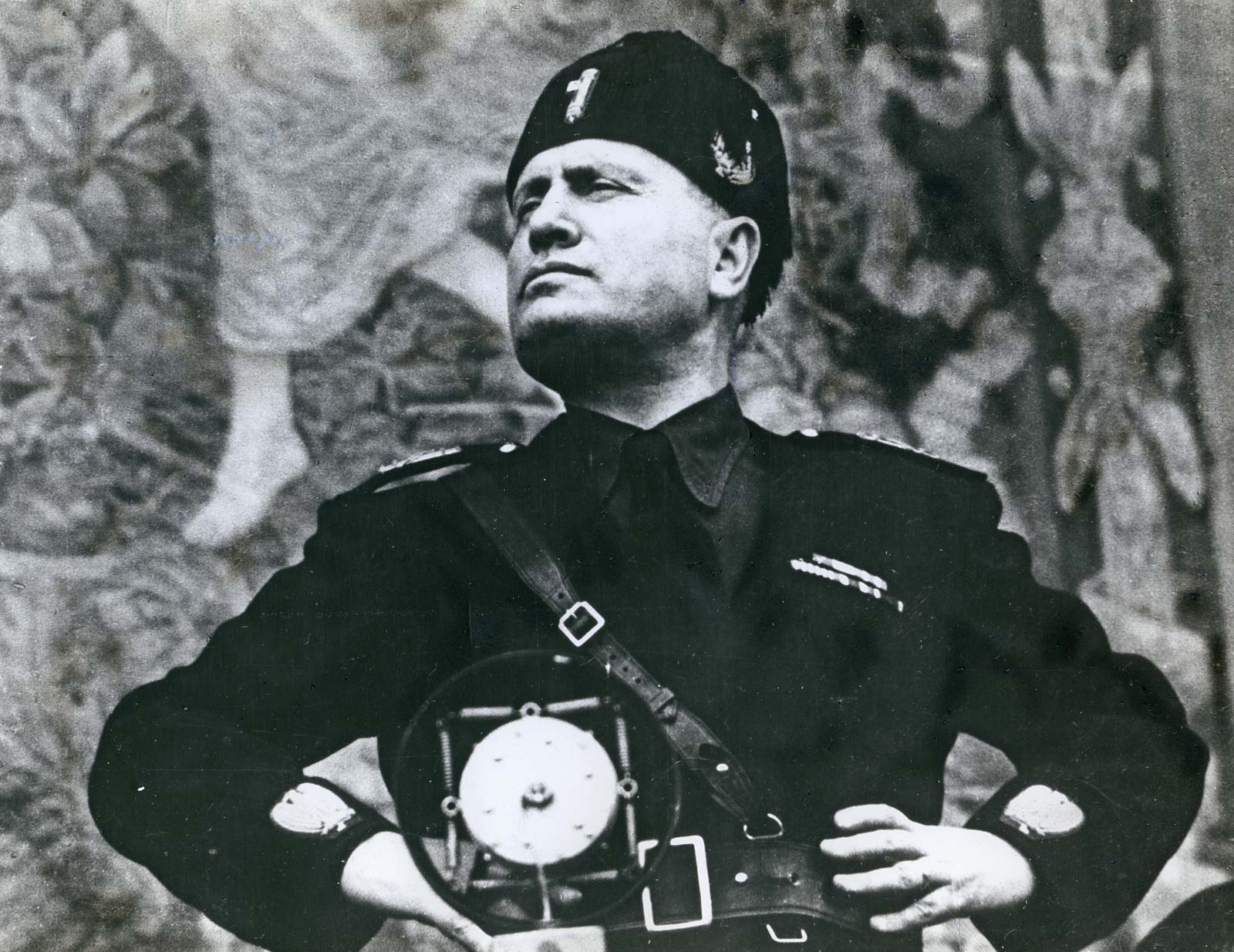 صورة للدكتاتور الإيطالي بينيتو موسوليني
