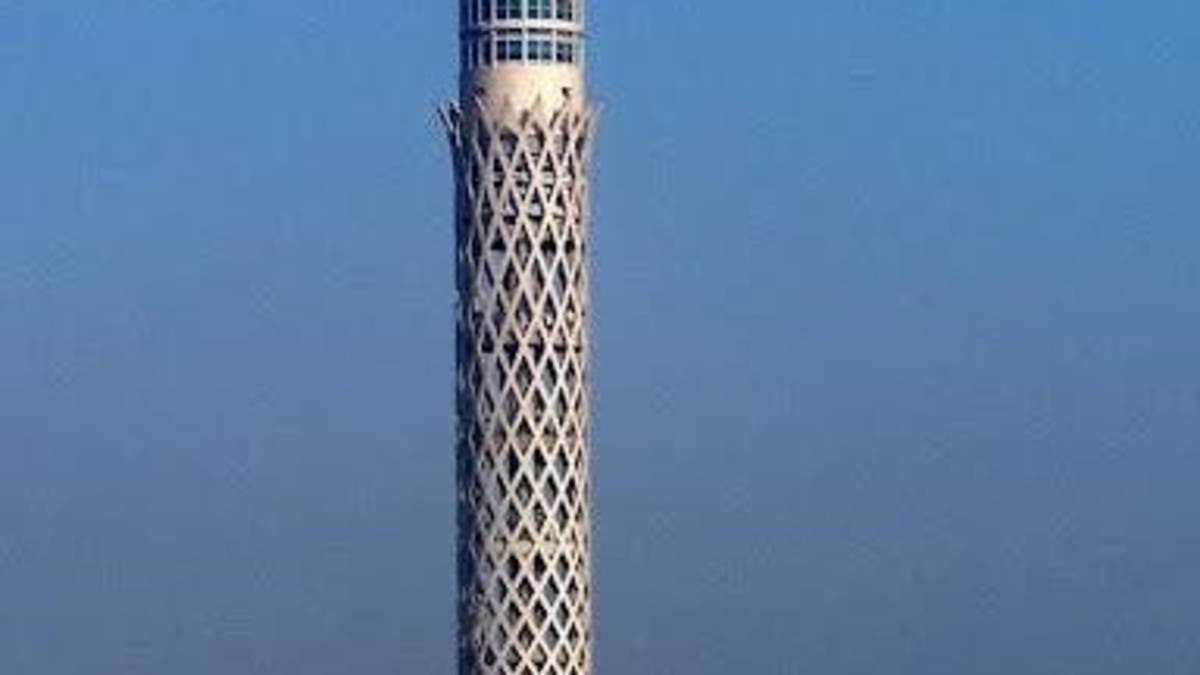 ارتفاعه 187 متراً.. انتحار شاب مصري من برج القاهرة