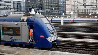  France: 8 days of pension strikes cripple train travel
