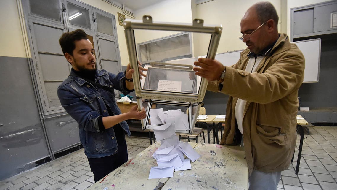 بدء عملية فرز الأصوات بالانتخابات الرئاسية الجزائرية