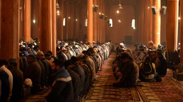 Kashmiri muslims pray during the Friday prayer in Jamia Masjid in downtown Srinagar on November 25, 2016.  (AFP)